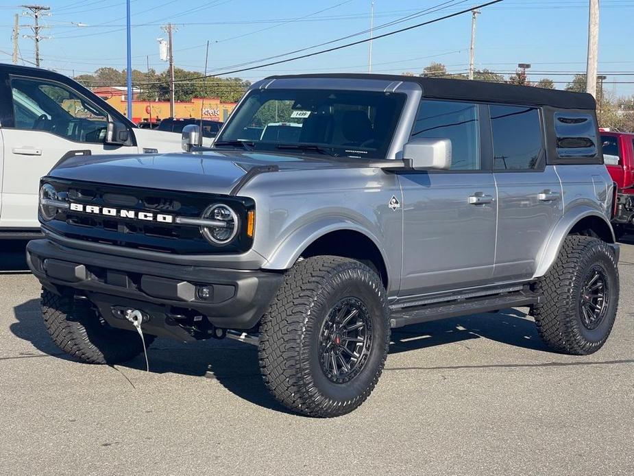 new 2023 Ford Bronco car, priced at $54,998