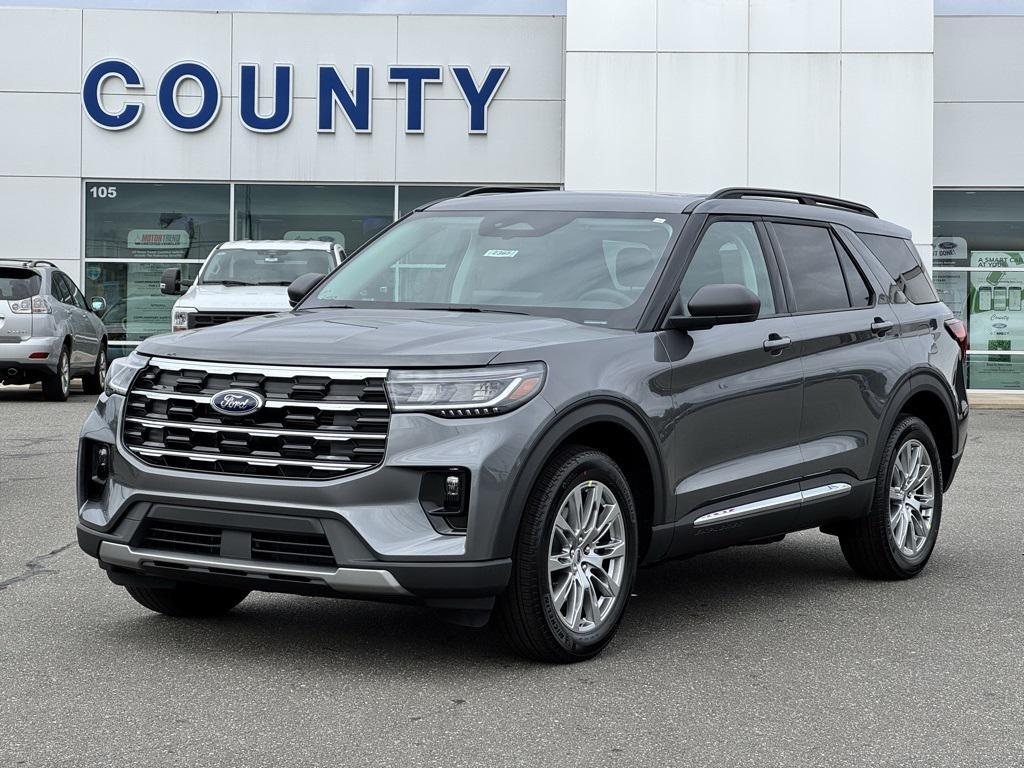 new 2025 Ford Explorer car, priced at $49,355