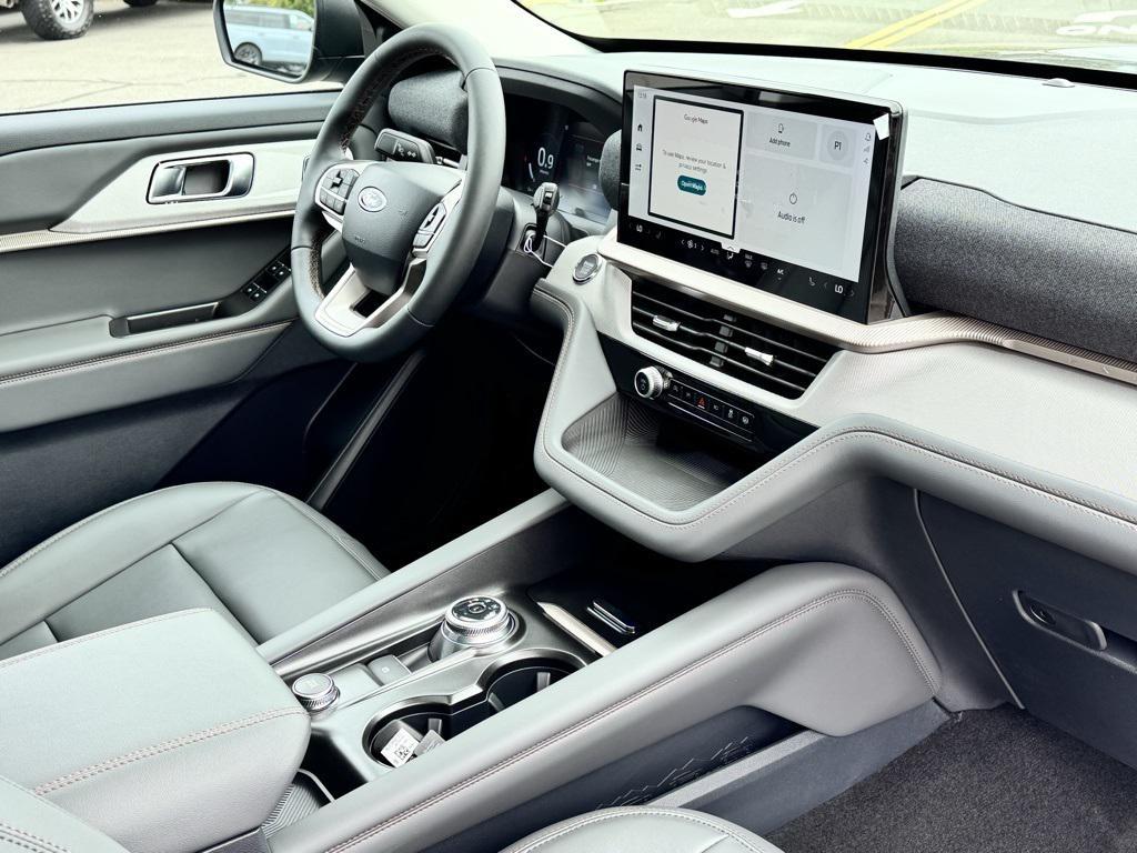 new 2025 Ford Explorer car, priced at $49,355