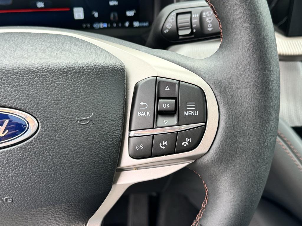 new 2025 Ford Explorer car, priced at $49,355