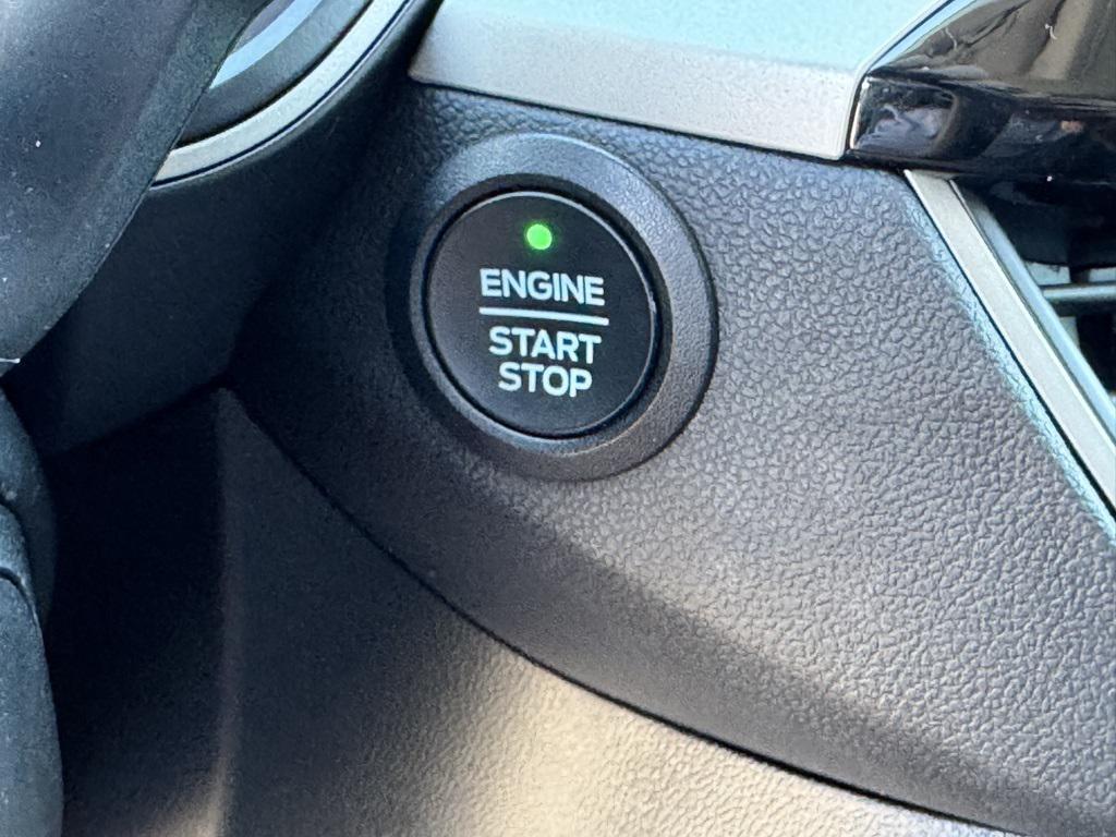 used 2022 Ford Escape car, priced at $21,399