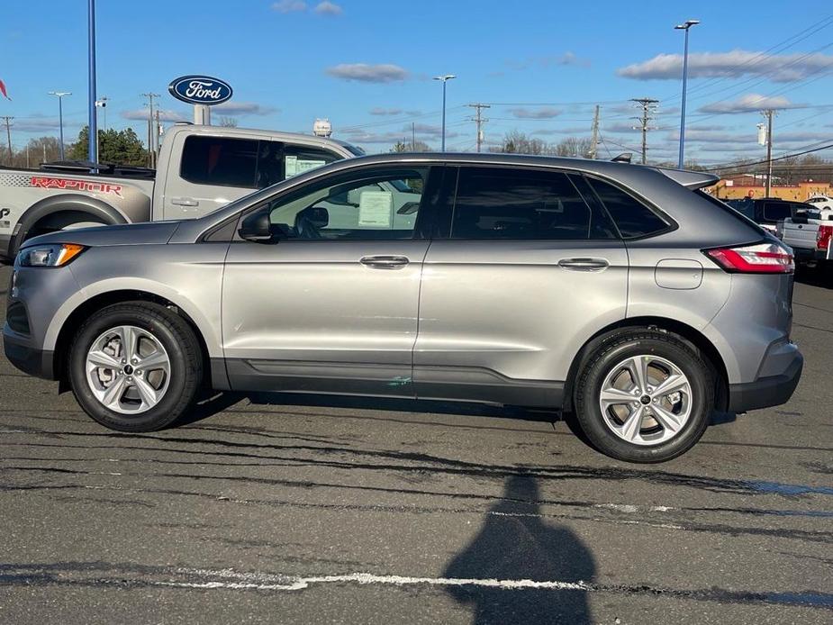 new 2024 Ford Edge car, priced at $38,999