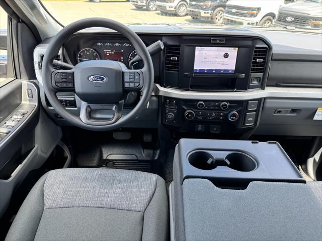 new 2025 Ford F-350 car, priced at $65,895