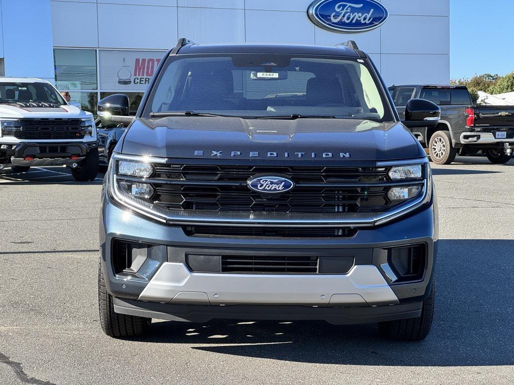 new 2025 Ford Expedition Max car, priced at $82,495