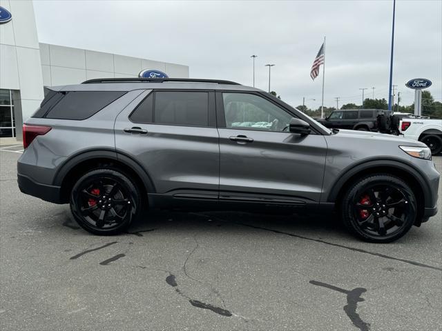 used 2023 Ford Explorer car, priced at $48,996