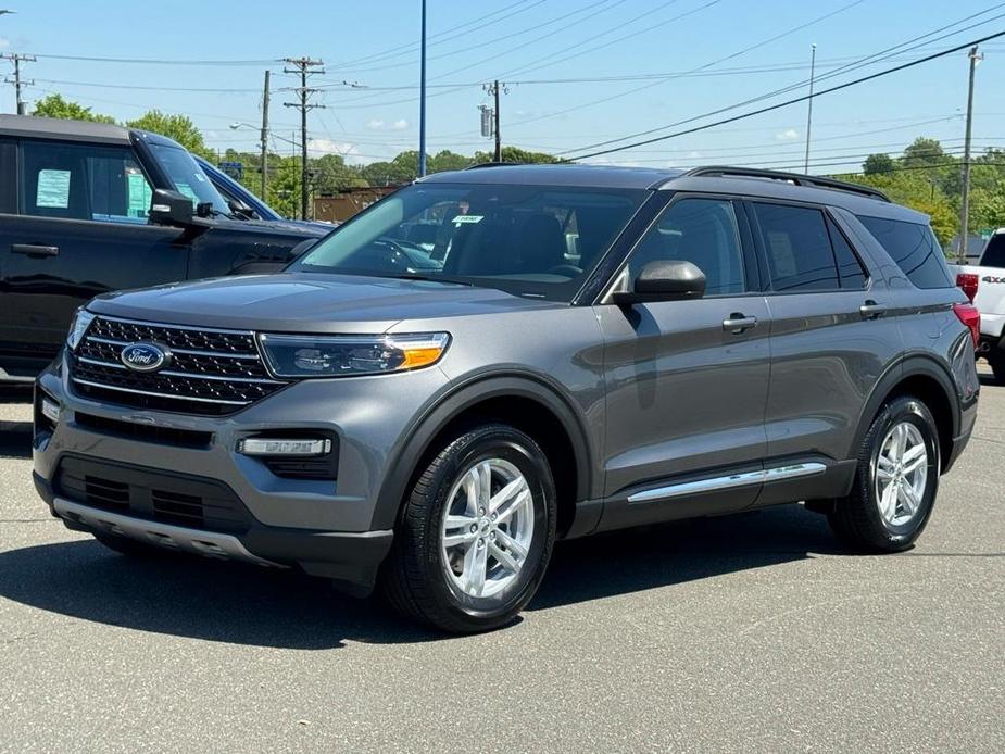 new 2024 Ford Explorer car, priced at $43,845