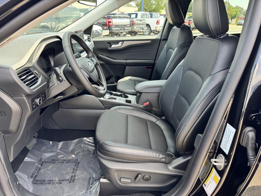 new 2025 Ford Escape PHEV car, priced at $39,985