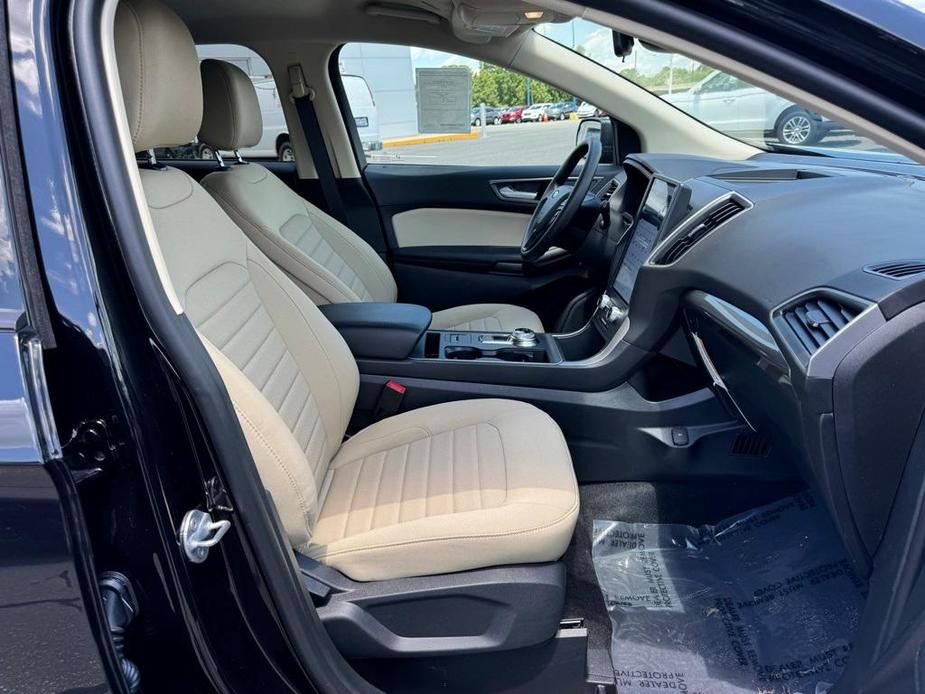 new 2024 Ford Edge car, priced at $40,425