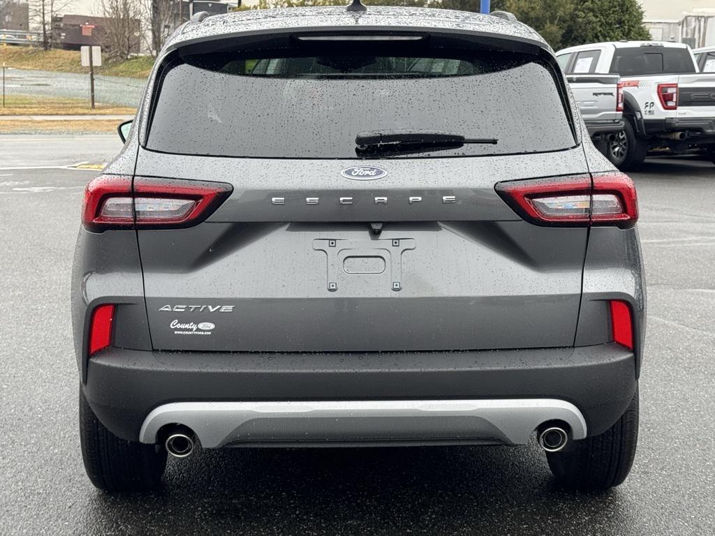new 2025 Ford Escape car, priced at $32,075
