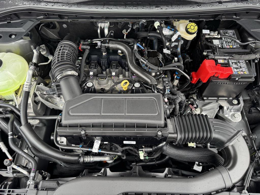 new 2025 Ford Escape car, priced at $32,075