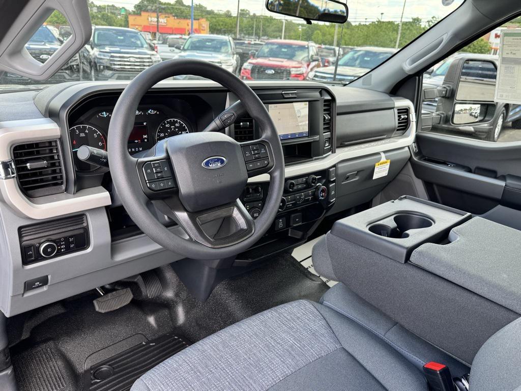 new 2025 Ford F-350 car, priced at $55,500