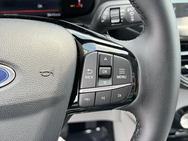 new 2025 Ford Escape PHEV car, priced at $32,500