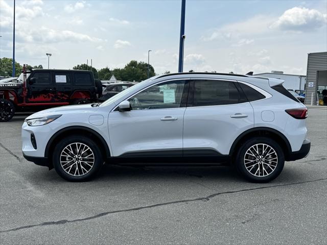 new 2025 Ford Escape PHEV car, priced at $32,500