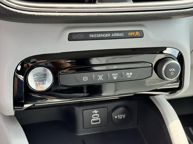 new 2025 Ford Escape PHEV car, priced at $32,500