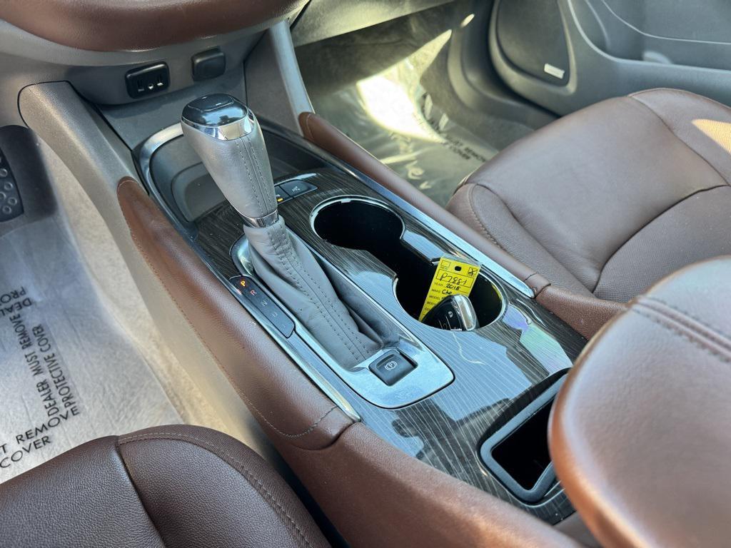 used 2018 Chevrolet Malibu car, priced at $15,998