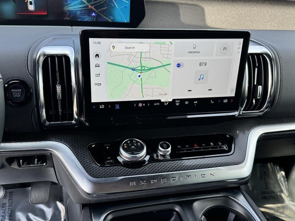 new 2025 Ford Expedition car, priced at $83,485