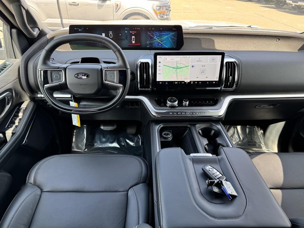 new 2025 Ford Expedition car, priced at $83,485