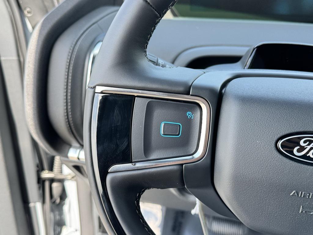 new 2025 Ford Expedition car, priced at $83,485