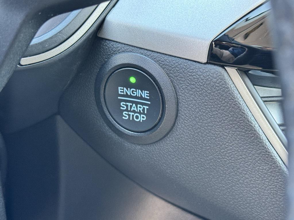 used 2022 Ford Escape car, priced at $20,860