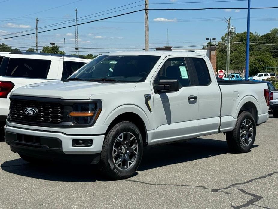 new 2024 Ford F-150 car, priced at $47,565