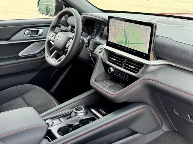 new 2025 Ford Explorer car, priced at $59,225