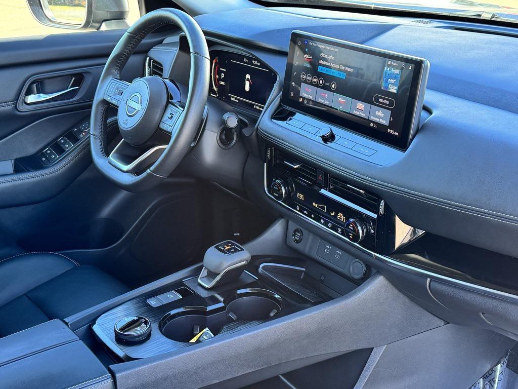 used 2024 Nissan Rogue car, priced at $31,987