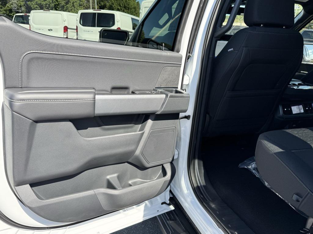 new 2025 Ford F-150 car, priced at $62,020