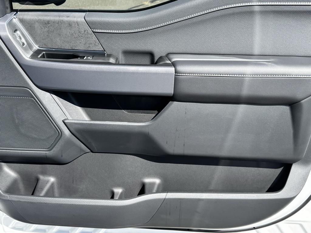 new 2025 Ford F-150 car, priced at $62,020