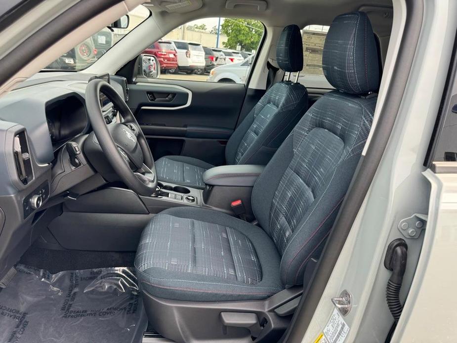 new 2024 Ford Bronco Sport car, priced at $33,000