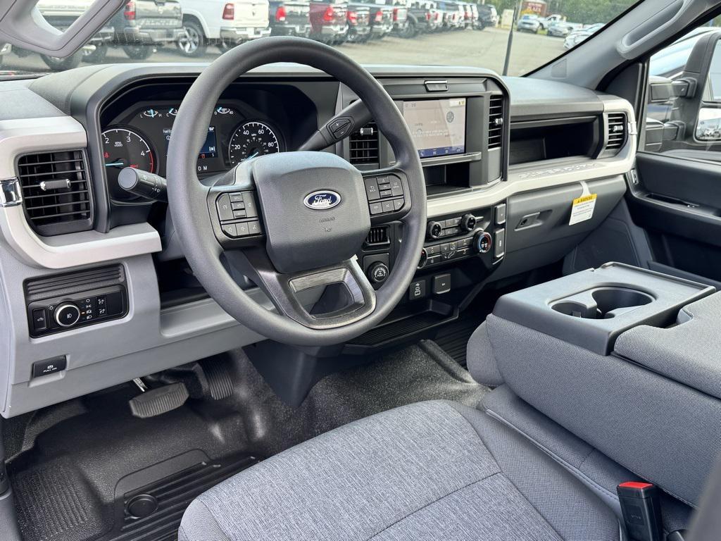 new 2025 Ford F-350 car, priced at $56,057