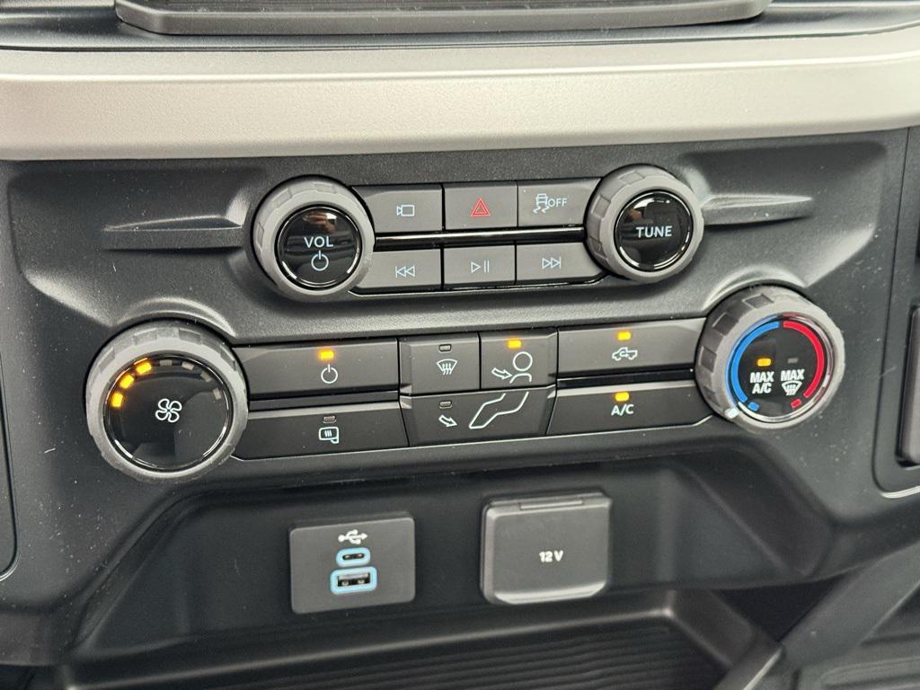 new 2025 Ford F-350 car, priced at $57,150