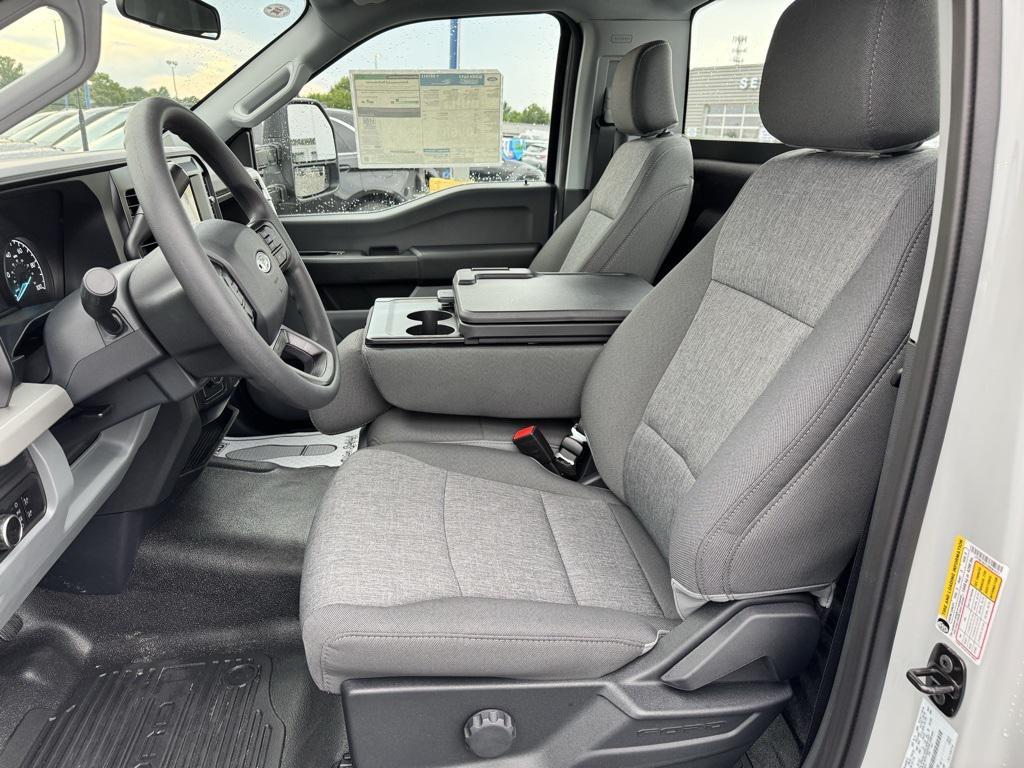 new 2025 Ford F-350 car, priced at $57,150