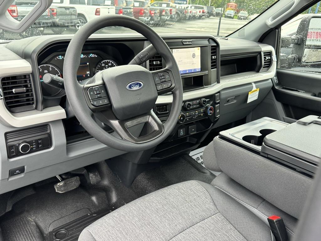new 2025 Ford F-350 car, priced at $57,150