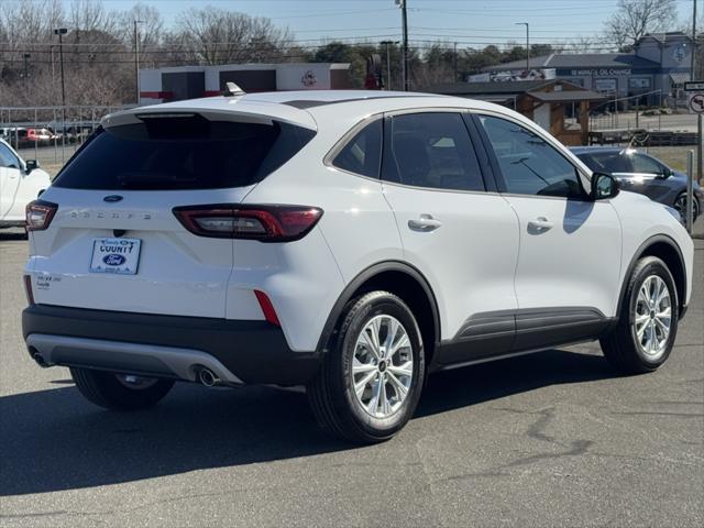 new 2025 Ford Escape car, priced at $29,480