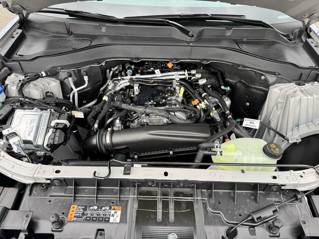 new 2025 Ford Explorer car, priced at $49,975