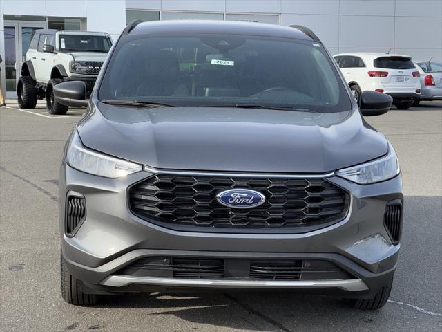 new 2025 Ford Escape car, priced at $30,475