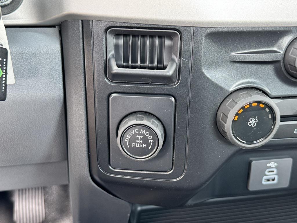 new 2025 Ford F-350 car, priced at $58,000
