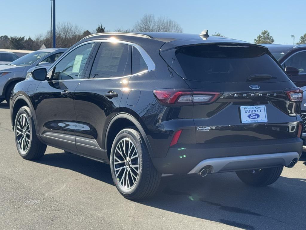 new 2025 Ford Escape PHEV car, priced at $39,000