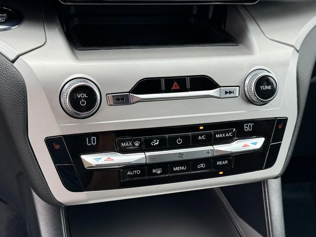 used 2021 Ford Explorer car, priced at $20,836