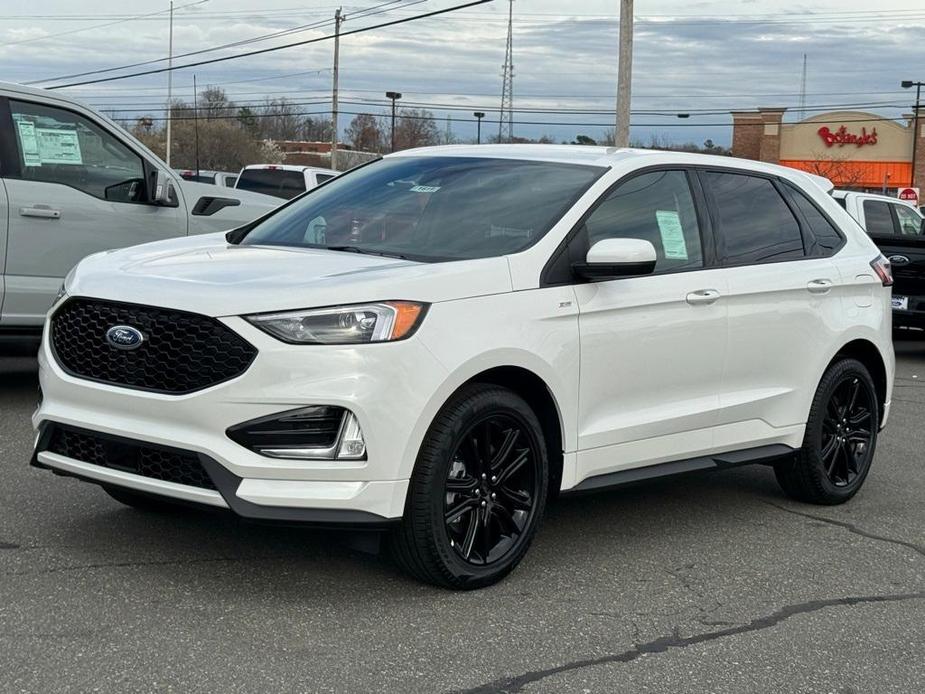 new 2024 Ford Edge car, priced at $46,310