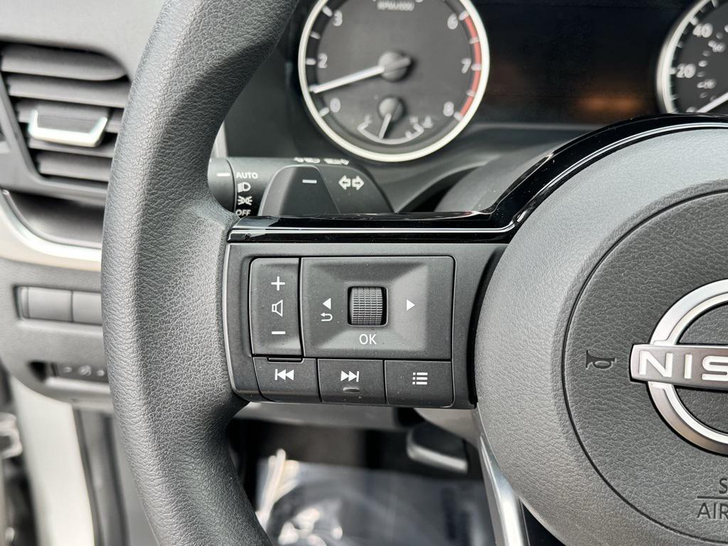 used 2023 Nissan Rogue car, priced at $21,300