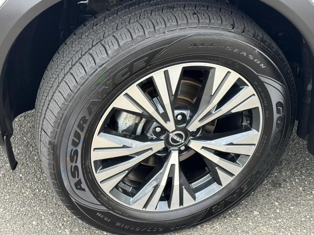 used 2023 Nissan Rogue car, priced at $21,300