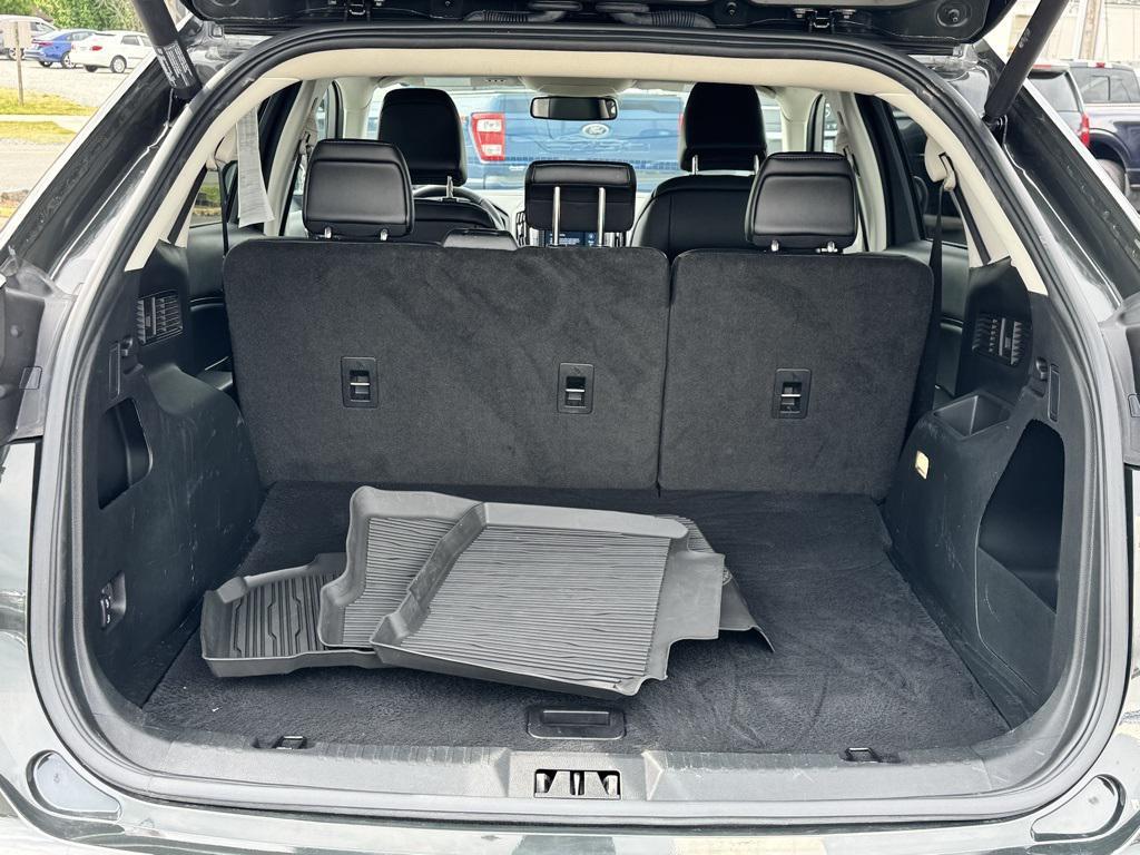 used 2022 Ford Edge car, priced at $24,998