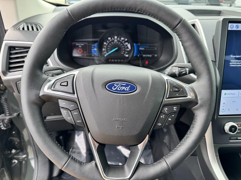 used 2022 Ford Edge car, priced at $24,998