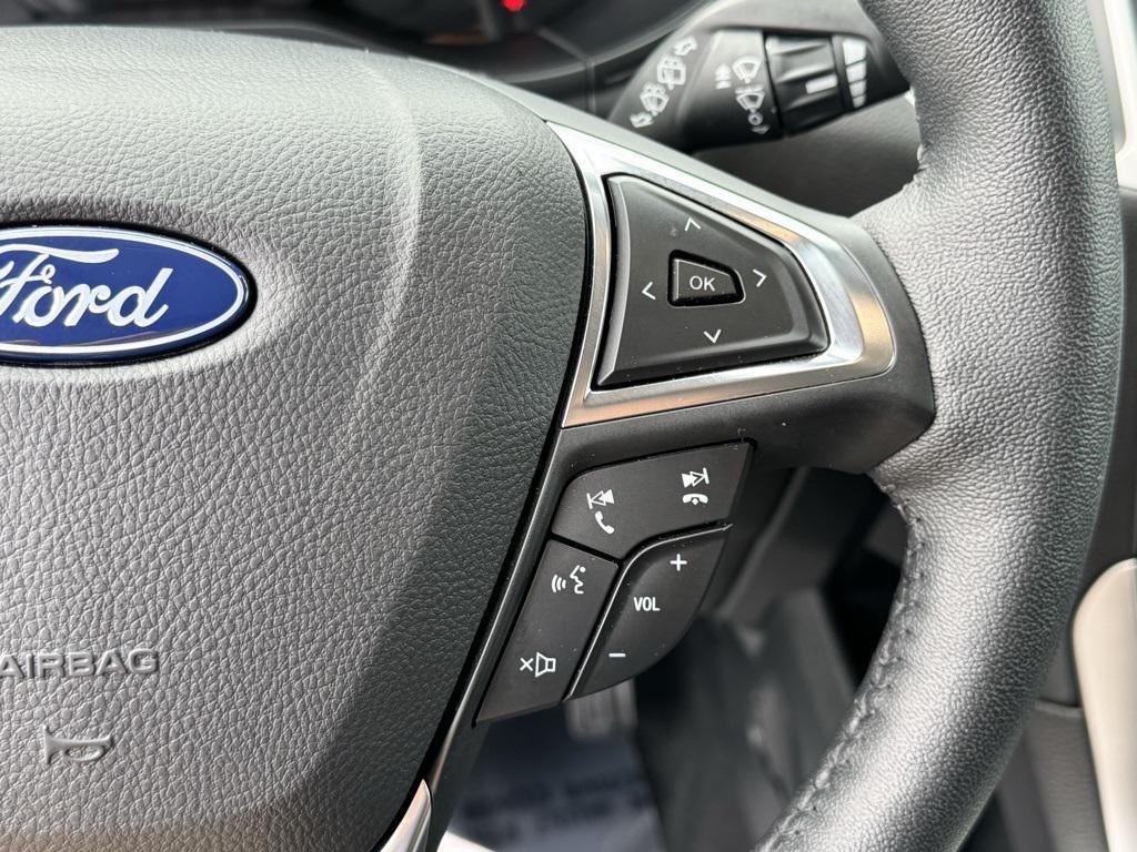 used 2022 Ford Edge car, priced at $24,998