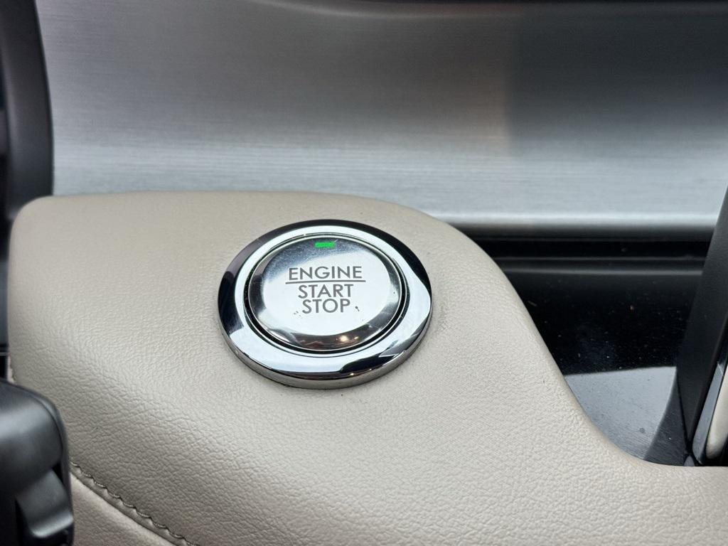 used 2021 Lincoln Aviator car, priced at $32,500