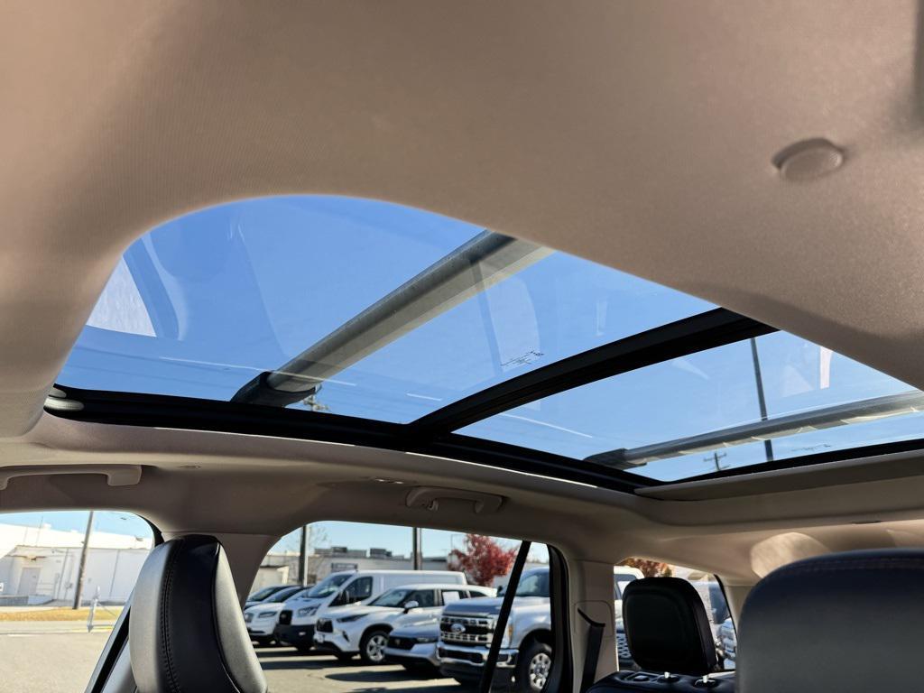 used 2023 Lincoln Aviator car, priced at $45,997