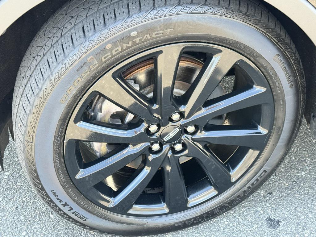 used 2022 Lincoln Nautilus car, priced at $33,155