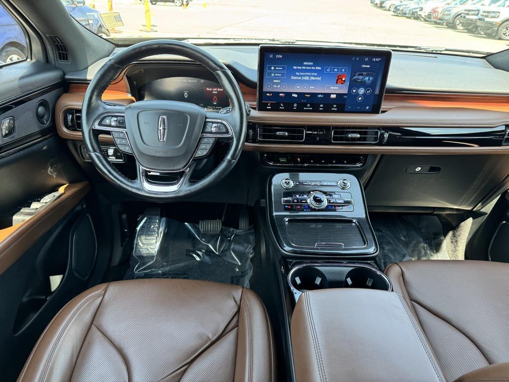 used 2022 Lincoln Nautilus car, priced at $33,155