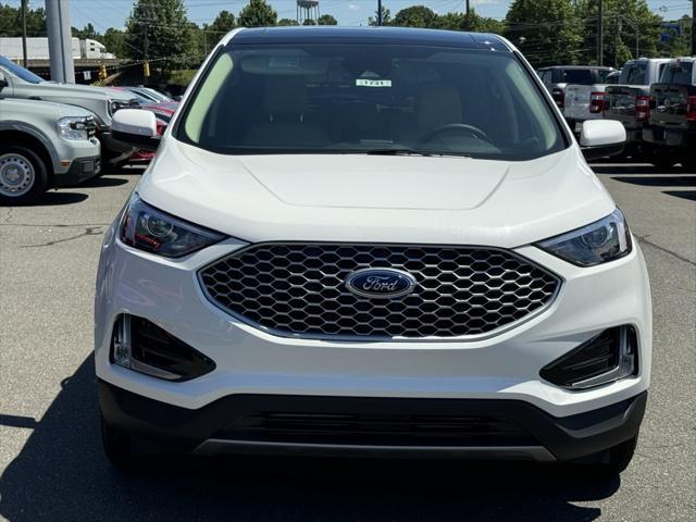 new 2024 Ford Edge car, priced at $45,885